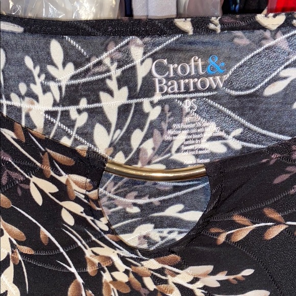 Top - Picture 3 of 4